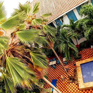 Albergue Media Luna, Cartagena